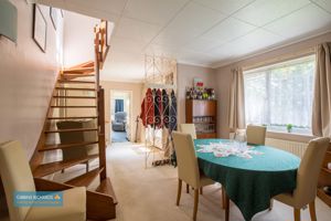 Dining Area- click for photo gallery